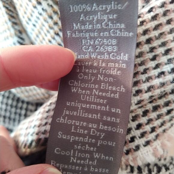 Vince Camuto Plaid Neutral Fringe Classic Scarf - Picture 8 of 9